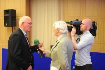 Prof Cillian Twomey is interviewed for TG4